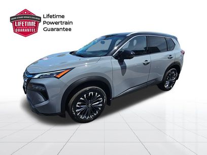 Used 2025 Nissan Rogue SL w/ Tech Package