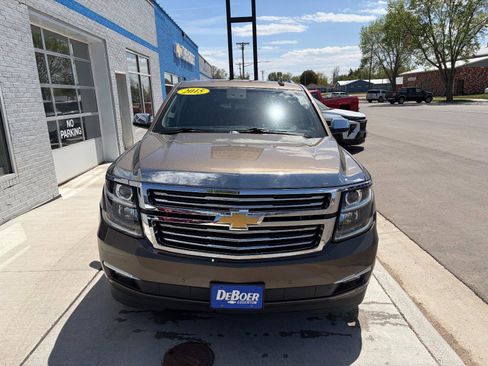 Used 2015 Chevrolet Suburban LTZ AWD/4WD image 7