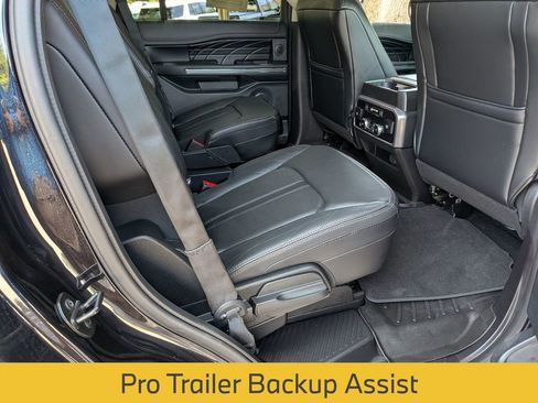 Used 2019 Ford Expedition Platinum AWD/4WD image 27