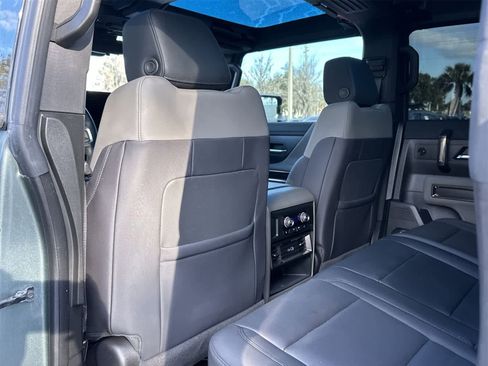 Used 2024 GMC Hummer EV 3X w/ LPO, Illumination Package image 13