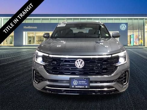 Used 2024 Volkswagen Atlas Cross Sport SEL R-Line AWD/4WD image 5