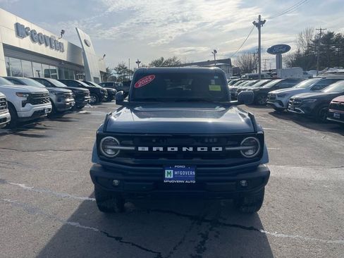 Used 2025 Ford Bronco Outer Banks image 9