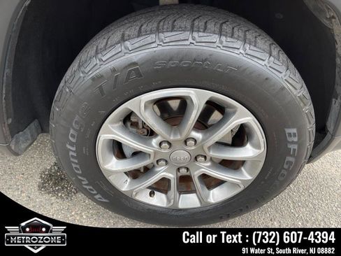 Used 2016 Jeep Grand Cherokee Limited image 43