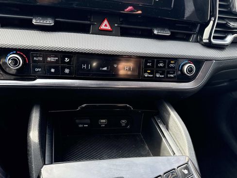 Used 2023 Kia Sportage LX image 23