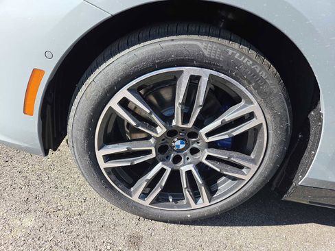 New 2026 BMW 530i xDrive xDrive w/ M Sport Package image 9