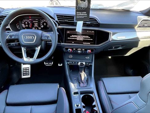 New 2025 Audi Q3 2.0T Premium Plus image 5