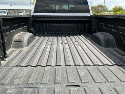 Used 2023 GMC Sierra 2500 Denali w/ Denali Ultimate Package AWD/4WD image 30