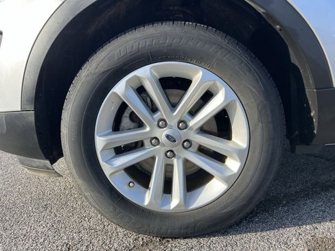 Used 2017 Ford Explorer 4WD image 18