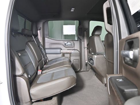 Used 2019 GMC Sierra 1500 Denali w/ Denali Ultimate Package AWD/4WD image 17