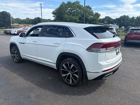 Used 2024 Volkswagen Atlas Cross Sport SEL Premium R-Line AWD/4WD image 5
