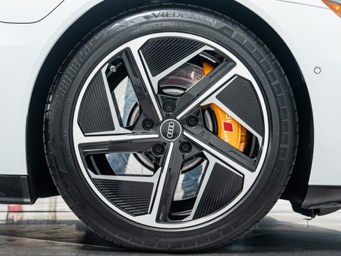 Used 2023 Audi RS e-tron GT w/ Carbon Performance Package AWD/4WD image 46