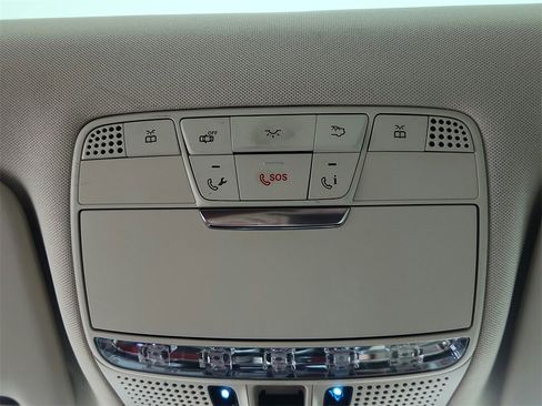 Used 2017 Mercedes-Benz GLC 300 4MATIC image 40