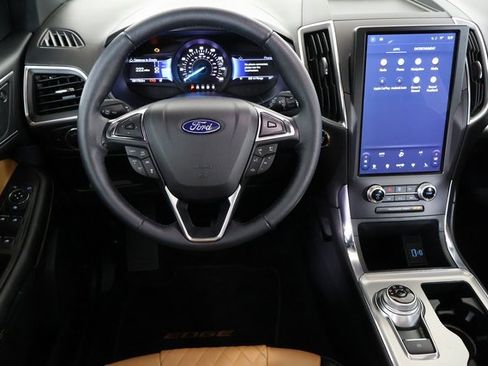 Used 2024 Ford Edge Titanium w/ Titanium Elite Package image 22