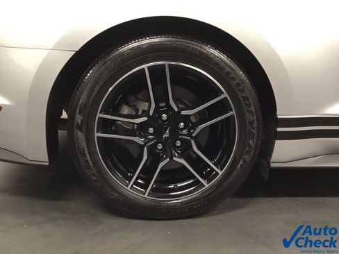 Used 2019 Ford Mustang GT Premium image 28