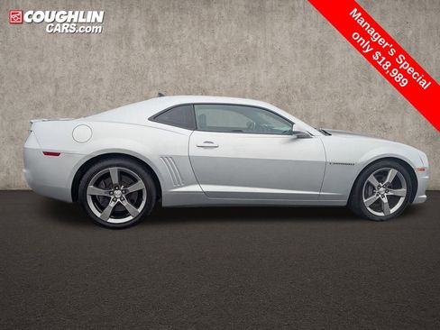 Used 2010 Chevrolet Camaro SS w/ RS Package image 9