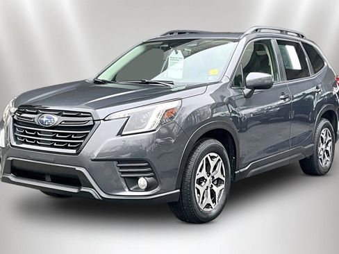 Certified 2023 Subaru Forester Premium image 3