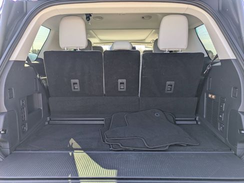 Certified 2025 Ford Expedition Active image 36