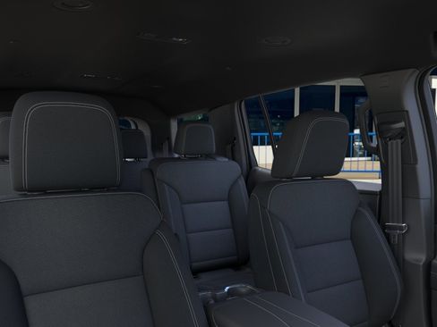 New 2026 Chevrolet Traverse LT FWD image 24