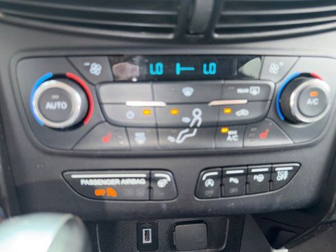 Used 2017 Ford Escape Titanium w/ Equipment Group 301A image 25