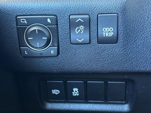 Used 2019 Lexus GX 460 Premium AWD/4WD image 35