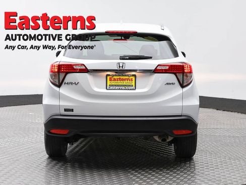 Used 2022 Honda HR-V EX image 6