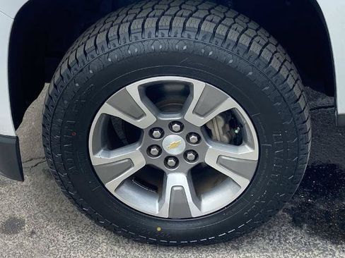 Used 2019 Chevrolet Colorado Z71 AWD/4WD image 27