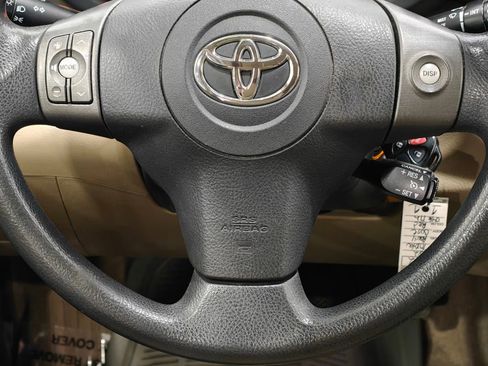 Used 2012 Toyota RAV4 4WD w/ Value Pkg image 5