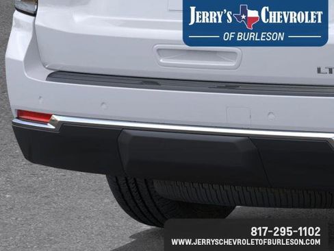 New 2026 Chevrolet Suburban LT w/ Comfort Package image 17