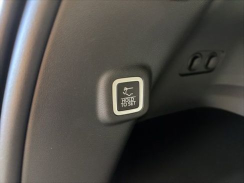 New 2026 Jeep Cherokee Limited image 10