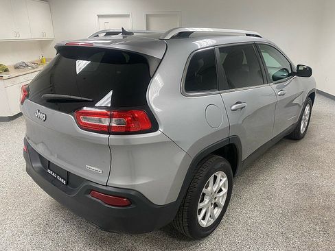 Used 2014 Jeep Cherokee Latitude image 5