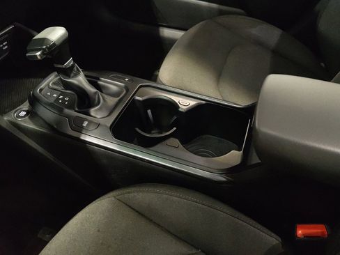 Used 2025 Kia K4 FWD image 26