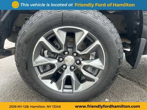 Used 2023 Chevrolet Silverado 1500 LT AWD/4WD image 19