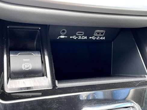 Used 2024 Subaru Legacy Premium image 18