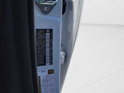 New 2026 Toyota Prius Plug-In Hybrid FWD image 28