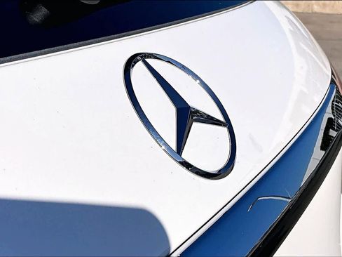 Used 2024 Mercedes-Benz GLC 300 GLC 300 image 31