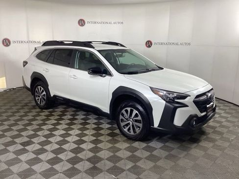 Used 2025 Subaru Outback Premium w/ Popular Package #1A AWD/4WD image 3