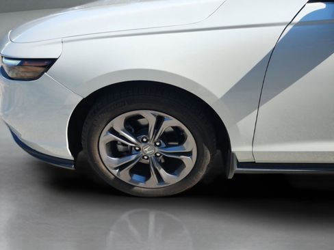 Used 2024 Honda Accord EX image 32