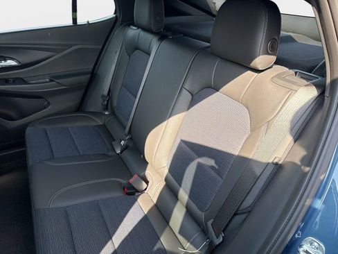 New 2026 Buick Envista Preferred image 12