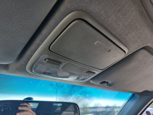 Used 2004 Honda CR-V EX image 24