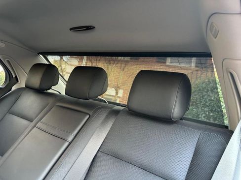 Used 2010 Mercedes-Benz S 550 image 19