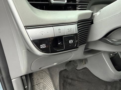 Certified 2024 Hyundai Ioniq 5 SEL RWD image 17