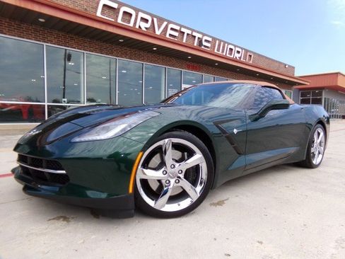 Used 2014 Chevrolet Corvette Stingray Convertible w/ 3LT Preferred Equipment Group RWD image 2