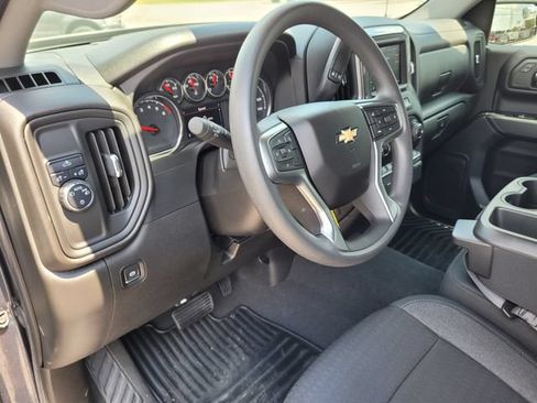 Used 2022 Chevrolet Silverado 1500 Custom w/ Safety Confidence Package RWD image 24