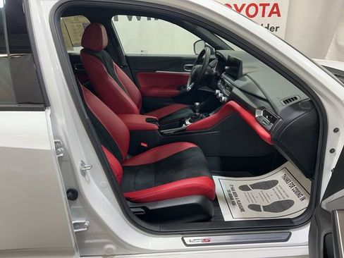 Used 2025 Acura Integra Type S image 13