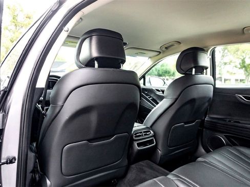 Used 2023 Genesis G80 2.5T image 28