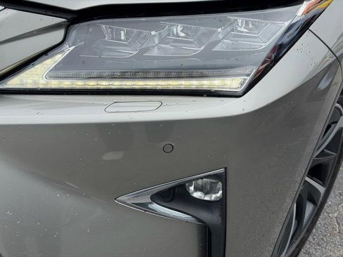 Used 2017 Lexus RX 450h AWD image 7
