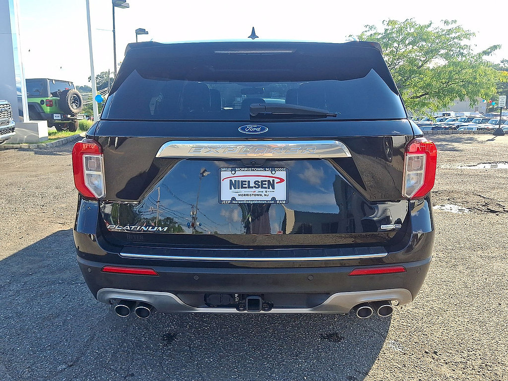 Used 2020 Ford Explorer Platinum w/ Premium Technology Package AWD/4WD image 29