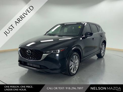 Used 2023 MAZDA CX-5 Signature AWD/4WD image 1