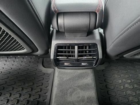 New 2025 Audi Q3 2.0T Premium Plus image 19