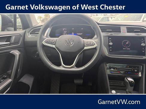 Certified 2023 Volkswagen Tiguan SE w/ Panoramic Sunroof Package AWD/4WD image 14